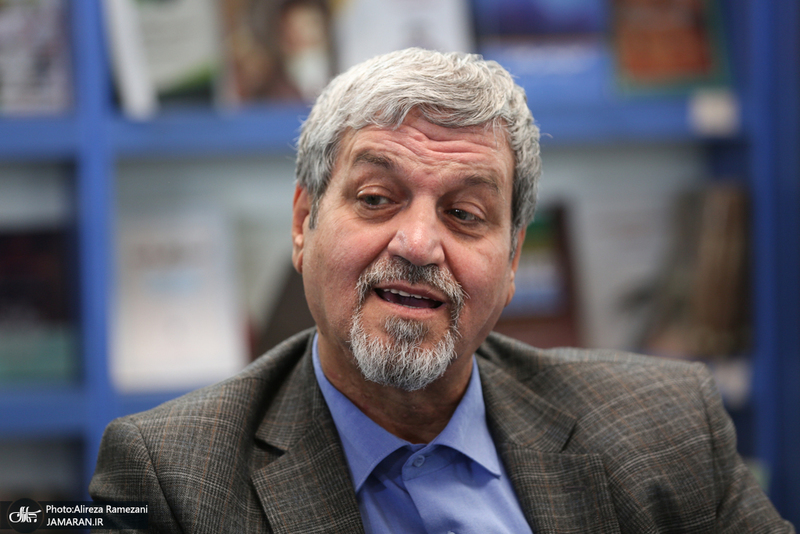 غرفه موسسه تنظیم و نشر آثار امام خمینی (ره) در سی و ششمین نمایشگاه کتاب تهران-4 - کواکبیان