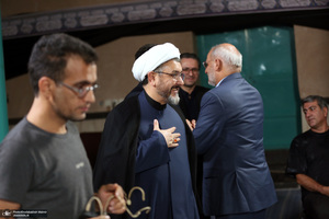 گفتگو حضور با حاجی میرزایی رئیس دفتر رئیس جمهور در حسینیه جماران