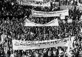 تصاویری کمتر دیده شده از تسخیر لانه جاسوسی