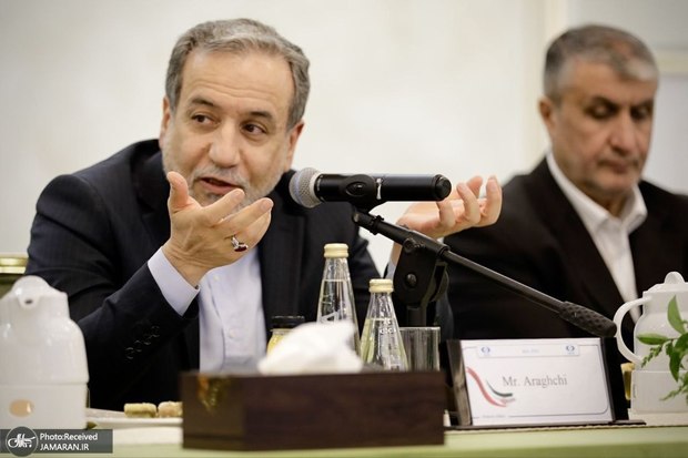 عراقچی: چنانچه موضع بریتانیا غنی سازی صفر در ایران باشد، موضوعی بین ما برای گفت‌وگو درباره پرونده هسته‌ای باقی نمی‌ماند