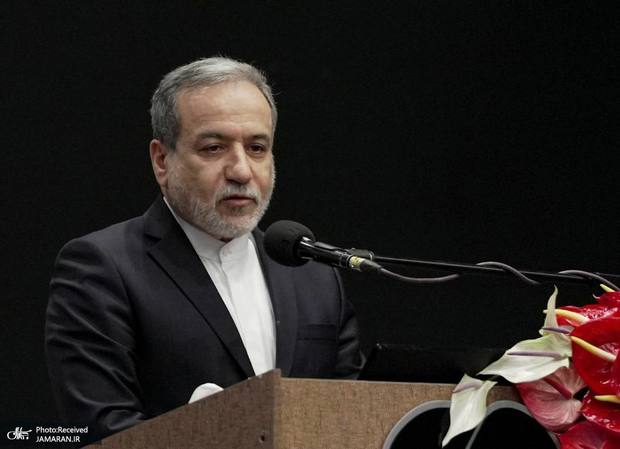 عراقچی: دیپلماسی ایران یک دیپلماسی مقاومت‌محور است/ حاج قاسم معمار محور مقاومت در منطقه بود/ مذاکره هنر دیپلماسی است/ مؤلفه‌های قدرت ملی در دیپلماسی تعیین‌کننده‌ هستند