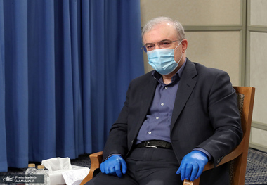 وزیر بهداشت اعلام کرد: تصمیمی برای تعطیلی حرم‌ها گرفته نشده است