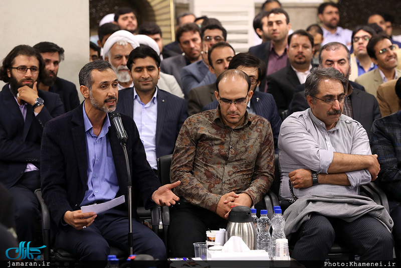 دیدار جمعی از شاعران و اهالی فرهنگ و ادب با رهبر معظم انقلاب