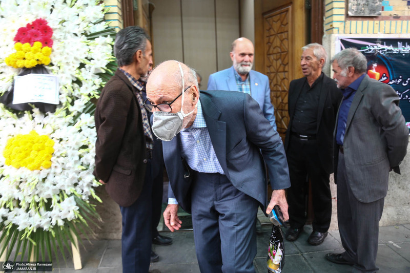 مراسم ختم مادر عباس عبدی