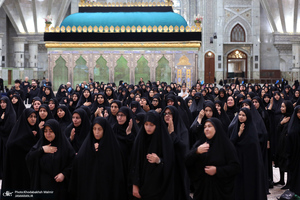 مراسم عزادارای شب عاشورا در حرم مطهر امام خمینی