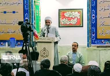 امام جمعه موقت سنندج: نمایندگی مجلس امانت بزرگی است