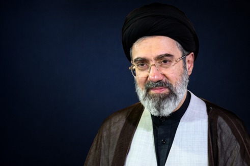 یجب إیلاء اهتمام خاص بالإقصاء التدریجی للدولار عن مستوى أداء دورٍ مهم
 