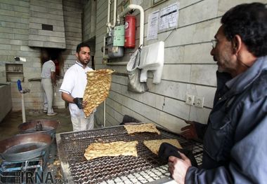 نانوایی‌های خلخال در ایام تعطیلات نوروز تعطیل نمی‌شوند