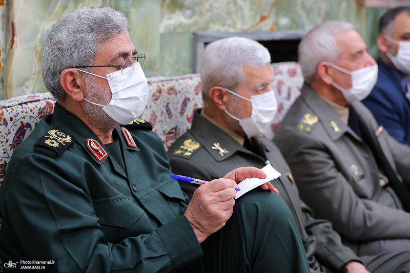 دیدار جمعی از فرماندهان ارشد نیروهای مسلح با فرمانده معظم کل قوا