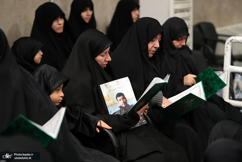 مراسم بزرگداشت شهید حاج قاسم سلیمانی و همرزمانش در حسینیه امام خمینی (ره)