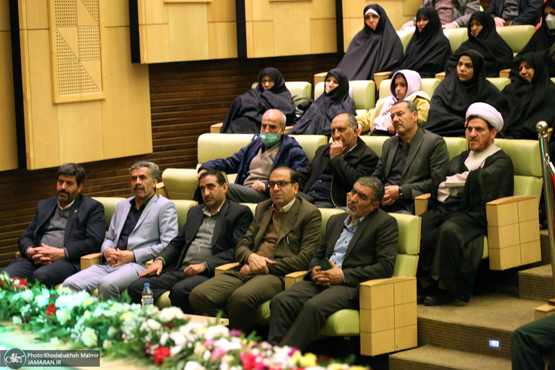 تجلیل از خانواده معظم شهدای خمین در بیت تاریخی امام خمینی