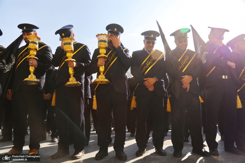 مراسم عزاداری خادمان حرم حضرت معصومه (س) در روز شهادت امام موسی کاظم (ع)‎