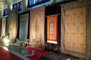نمایشگاه فرش دستباف کشور در اصفهان گشایش یافت