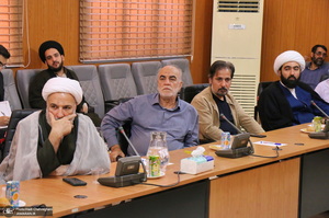 رونمایی از کتاب بررسی «نظریه خطابات قانونی»