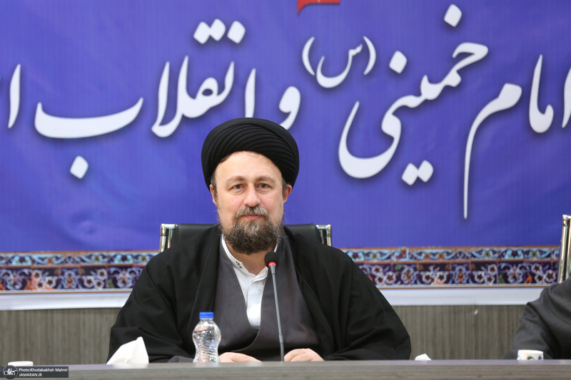 حضور سید حسن خمینی در گردهمایی علمی به مناسبت هفته پژوهش در پژوهشکده امام خمینی(س) و انقلاب اسلامی
