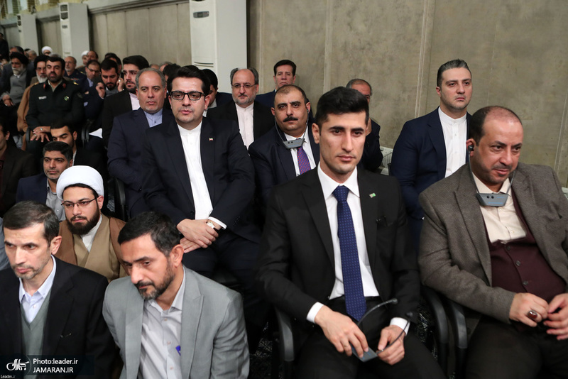 دیدار مسئولان نظام و میهمانان کنفرانس وحدت اسلامى‌ با رهبر معظم انقلاب