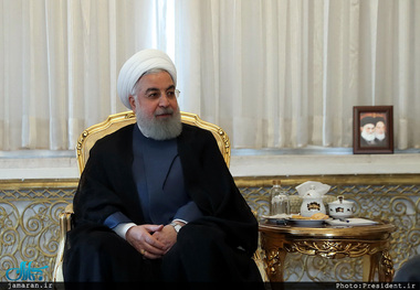 پیام تبریک روحانی به مقامات یونانی