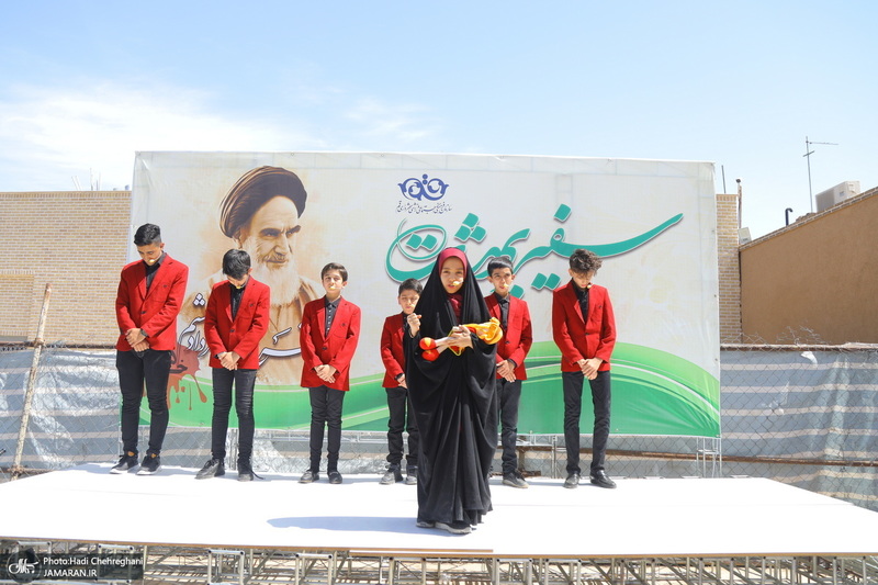 راهپیمایی مردم قم در سالروز قیام 15 خرداد‎‎