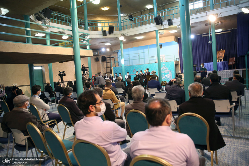 آیین «آب و آیینه» در حسینیه جماران