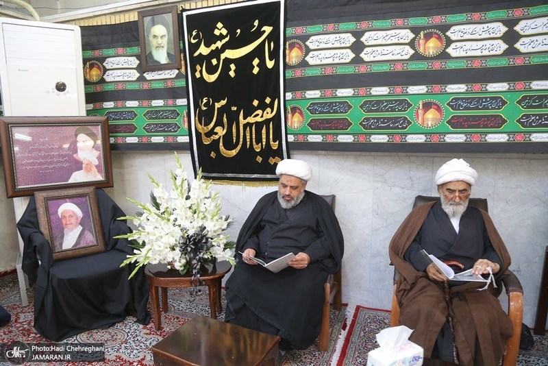 حضور مراجع و علما در بیت آیت الله العظمی صانعی(ره)-2