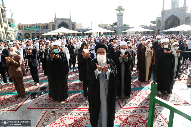 نماز عید سعید فطر در حرم حضرت فاطمه معصومه(س)