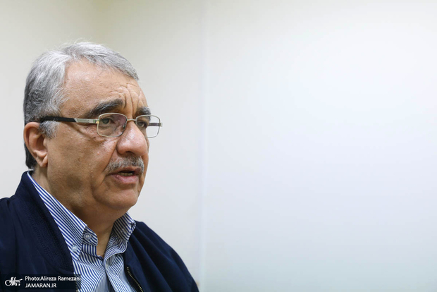 فرجی راد: اروپا جرأت ندارد بدون هماهنگی با آمریکا کاری انجام بدهد/ حرف‌های ترامپ خیلی حساب و کتاب خاصی ندارد؛ نمی‌شود روی حرف او حساب کرد