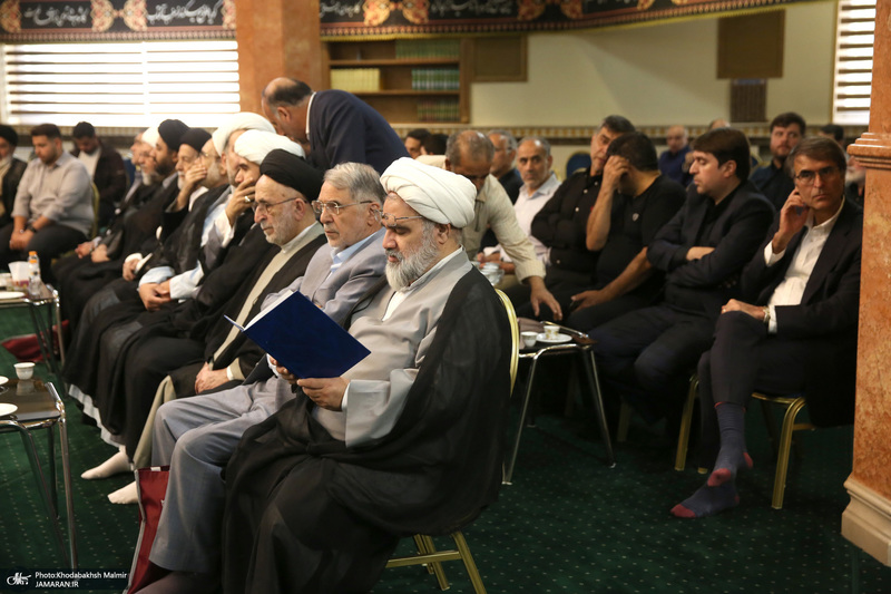 مراسم بزرگداشت محمد علی جماعتی در حسینیه شماره 2 جماران - 1