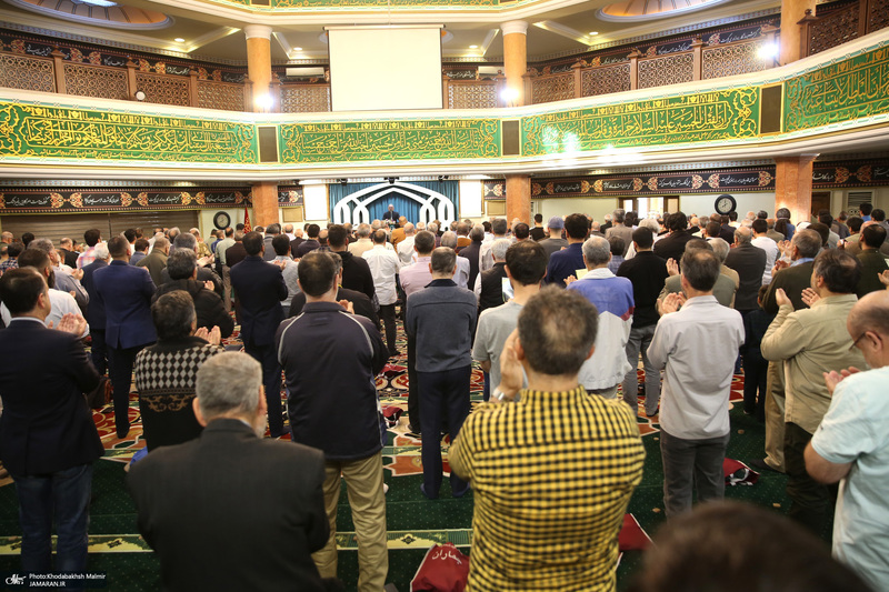 اقامه نماز عید سعید فطر در حسینیه شماره 2 جماران