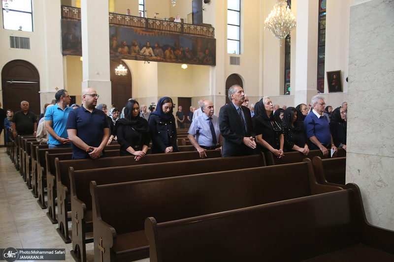 مراسم بزرگداشت امام خمینی (س) در کلیسای «سرکیس مقدس»