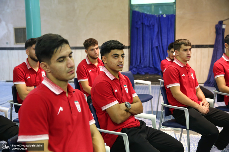 دیدار اعضای تیم ملی فوتبال نوجوانان ایران با سید حسن خمینی