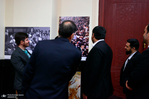نمایشگاه عکس «امام امت»