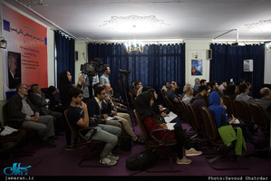 نشست خبری راه های برون رفت از چالش های اقتصادی پیش رو در موسسه دین و اقتصاد