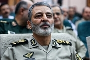 سرلشکر موسوی: رژه روز ارتش در استان های سیل‌زده برگزار نمی‌شود
