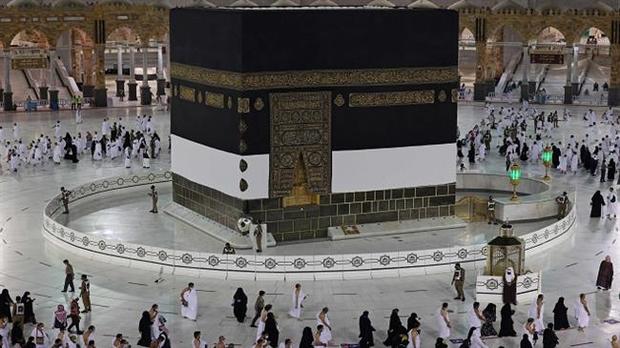 Muslim pilgrims start second downsized Hajj rituals
