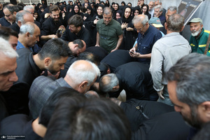 نماز و تشییع حاج علی اکبرشفیعی در حرم مطهر امام خمینی (س)