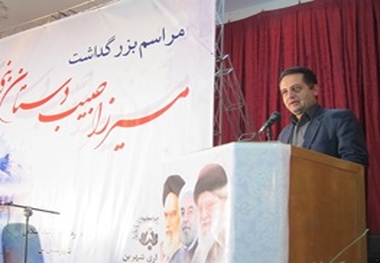 همایش بزرگداشت میرزا حبیب دستان بنی در شهر بن برگزارشد