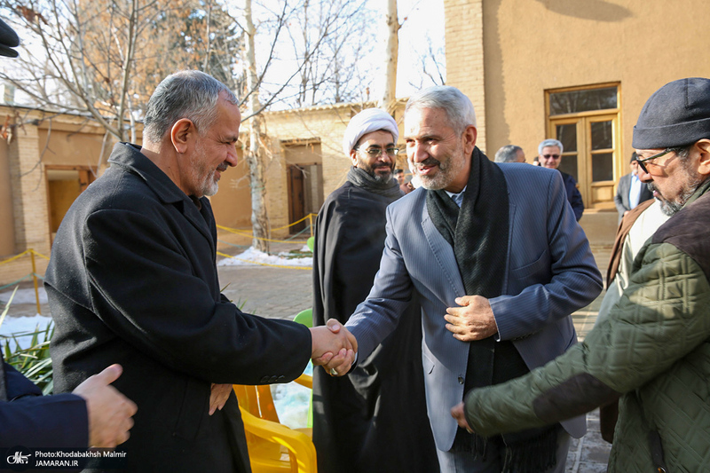 بازدید وزیر اسبق فرهنگ و ارشاد اسلامی از رویدادهای فرهنگی و هنری بر آستان آفتاب