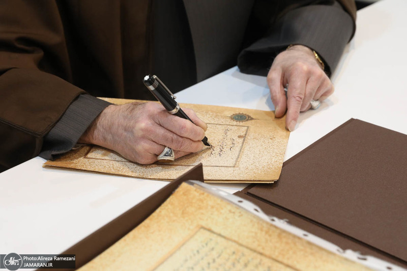 بازدید سید محمد خاتمی از موزه دکتر حسن حبیبی