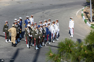 مراسم رژه روز ارتش در جوار حرم مطهر امام خمینی (س) -1