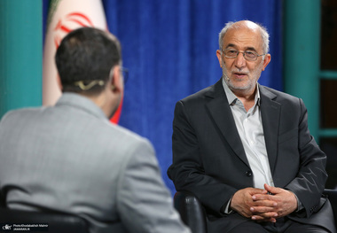 حسین علایی: جبهه دانشگاه بود؛ رزمندگان سریع یاد می‌گرفتند/ داوطلب‌ها را برای آموزش کار با تانک فرستادیم؛ آموزشی که دو ساله بود را یک ماهه انجام دادند