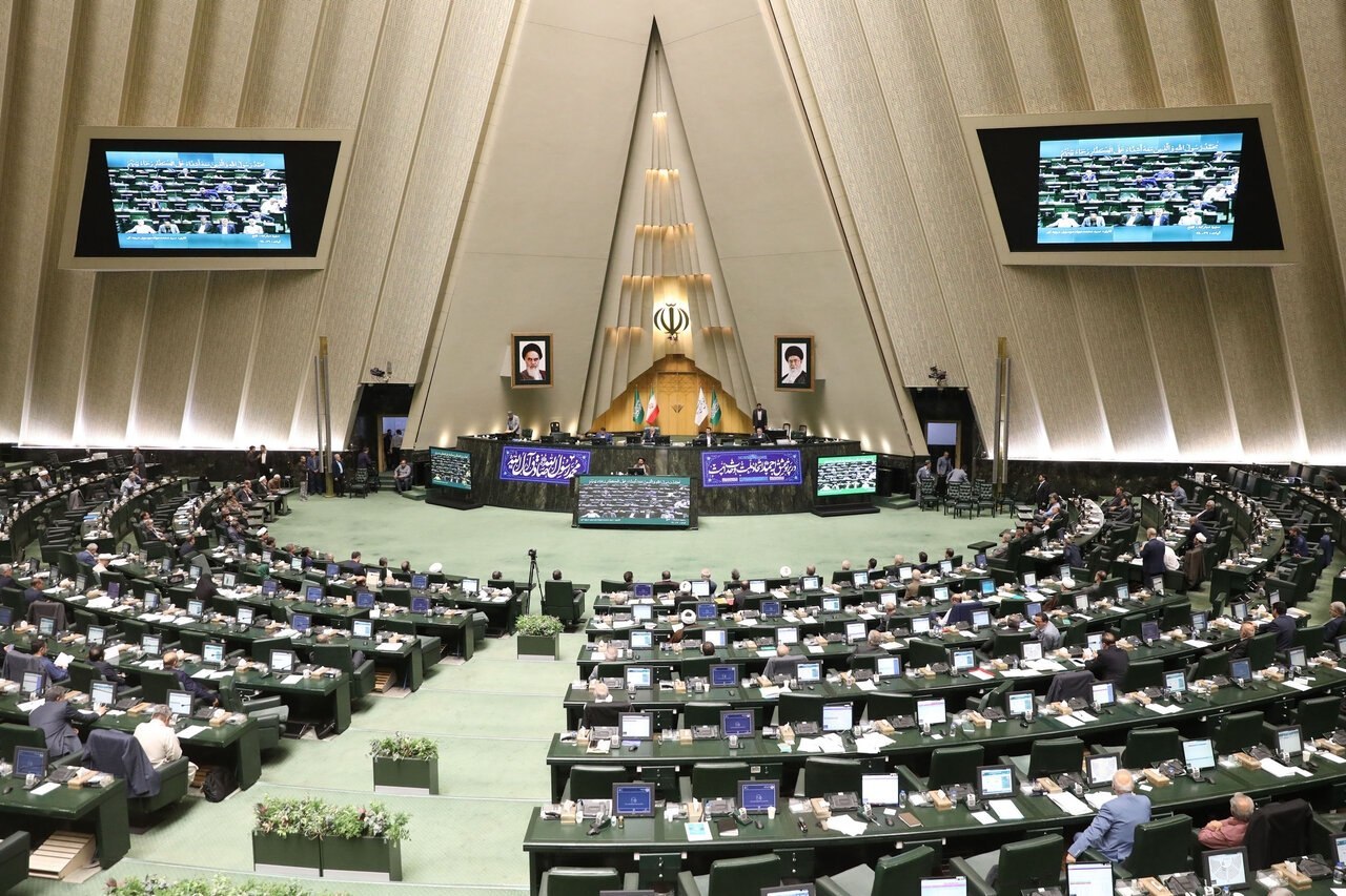 بیانیه نمایندگان مجلس: به پاس قدردانی از مردم ایران و عراق تمام قد می‌ایستیم