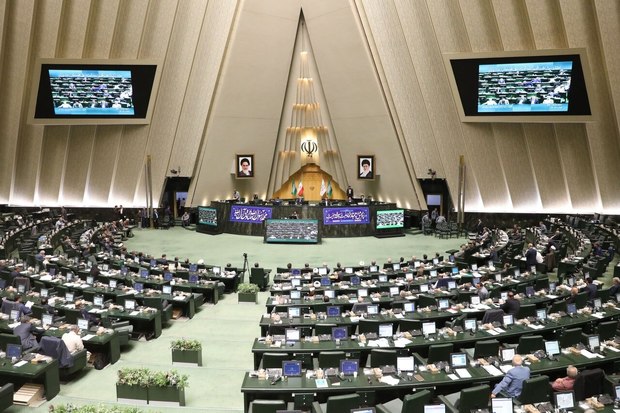 بیانیه نمایندگان مجلس: پیام رهبری تعهد عملی برای تقویت همدلی میان مردم و مسئولان است