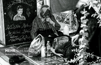 مادران شهدای دفاع مقدس هنوز با یاد و خاطره فرزندانشان زندگی می‌کنند (30)