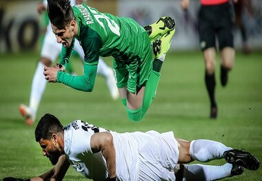 بازی ذوب آهن از کربلا به دبی رفت