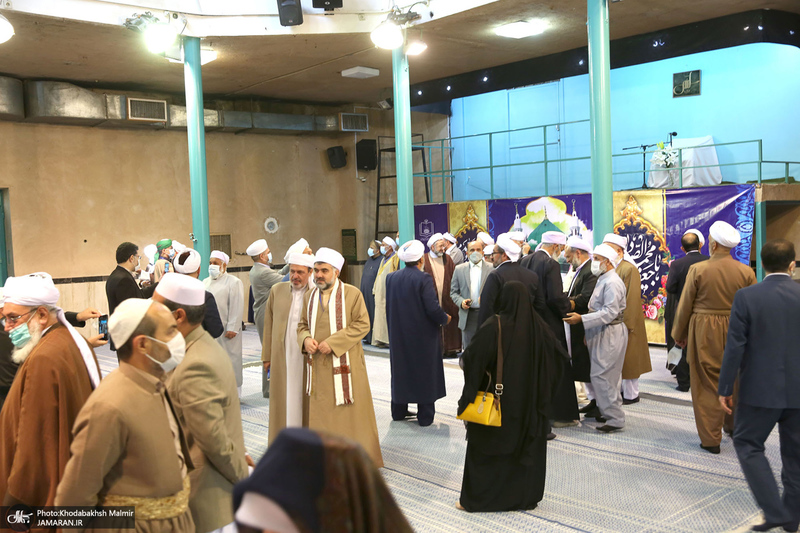بازدید جمعی از امامان جمعه، روحانیون، علما، فضلا و مدرسین حوزه های علمیه اهل تسنن از جماران