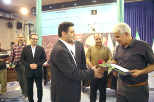 ورکشاپ نقطه عطف در حسینیه جماران