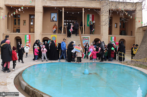 حال و هوای بیت تاریخی امام در خمین در روز 22 بهمن