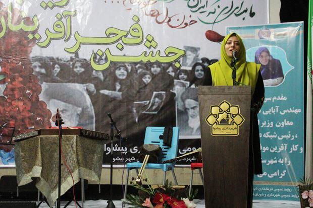 فضای مجازی فرصتی است که ناآگاهی آن را به تهدید تبدیل می کند