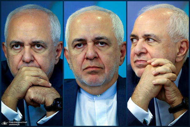 ظریف: زنان، نسل z، ایرانیان خارج و ... فرصت هستند نه تهدید / تفاوت نامه و صحبت ترامپ؛ اسنپ بک مرده / تغییر از پارادایم تهدید محوری به فرصت محوری/ تندروهای نظام آمریکا را منزوی کنیم/ دست ایران برای مذاکره با آمریکا پر است