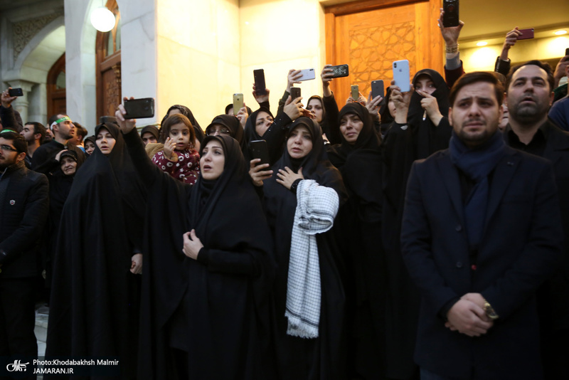 وداع با پیکر مطهر دو شهید مقاومت در حرم مطهر امام خمینی (س)